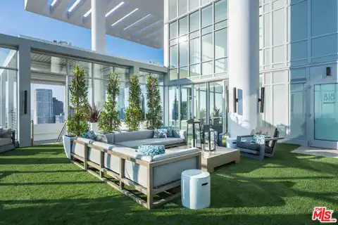 825 S Hill St #Penthouse, Los Angeles, CA 90014 — photo 54