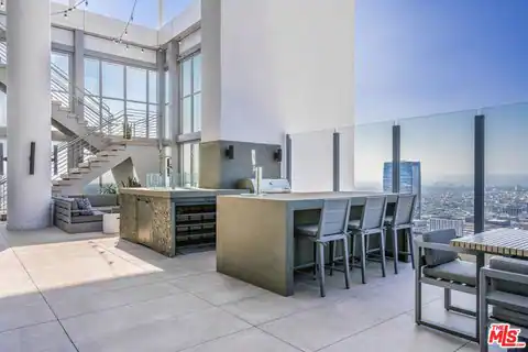 825 S Hill St #Penthouse, Los Angeles, CA 90014 — photo 8