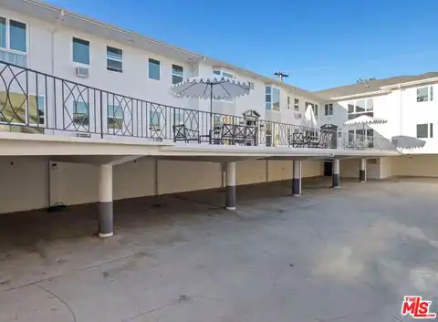 1252 N Crescent Heights #2, West Hollywood, CA 90046 — photo 13