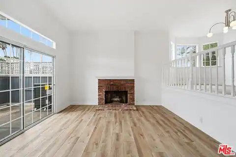 100 S Catalina Ave #A, Redondo Beach, CA 90277 — photo 5