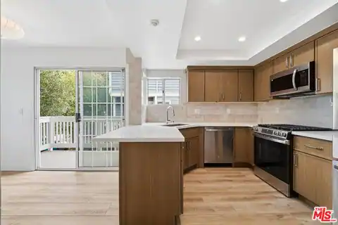 100 S Catalina Ave #A, Redondo Beach, CA 90277 — photo 8
