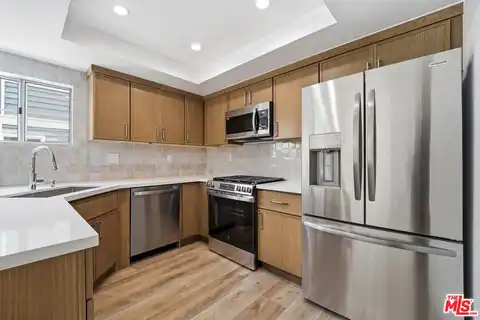100 S Catalina Ave #A, Redondo Beach, CA 90277 — photo 9