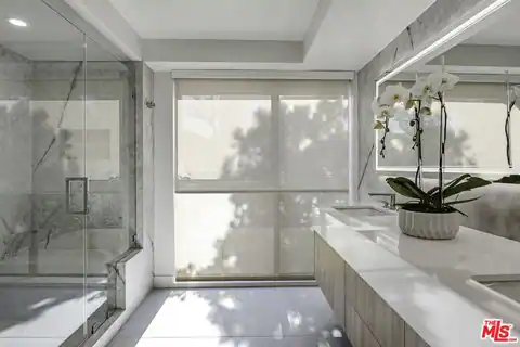 333 N Palm Dr #104, Beverly Hills, CA 90210 — photo 7