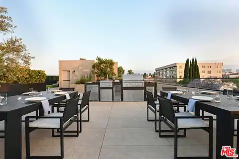 333 N Palm Dr #310, Beverly Hills, CA 90210 — photo 13