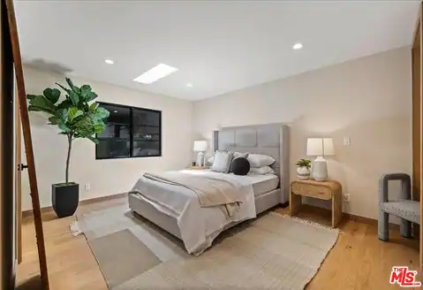 14537 Hesby St, Sherman Oaks, CA 91403 — photo 18