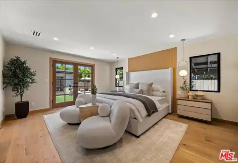 14537 Hesby St, Sherman Oaks, CA 91403 — photo 3
