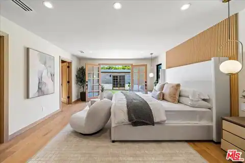 14537 Hesby St, Sherman Oaks, CA 91403 — photo 8