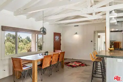 28901 Boniface Dr, Malibu, CA 90265 — photo 15
