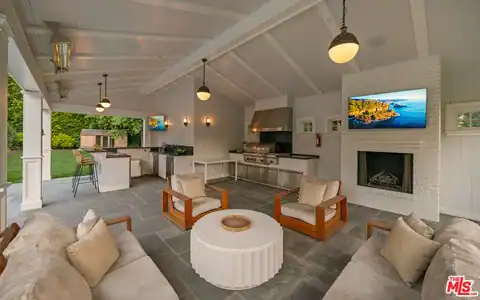 491 N Tigertail Rd, Los Angeles, CA 90049 — photo 15