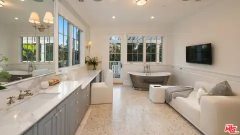 491 N Tigertail Rd, Los Angeles, CA 90049 — photo 18