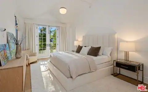 491 N Tigertail Rd, Los Angeles, CA 90049 — photo 23