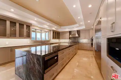 11631 Poema Pl, Chatsworth, CA 91311 — photo 13