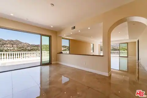 11631 Poema Pl, Chatsworth, CA 91311 — photo 19