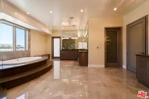 11631 Poema Pl, Chatsworth, CA 91311 — photo 25