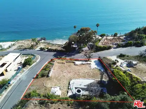 20521 Roca Chica Dr, Malibu, CA 90265 — photo 2