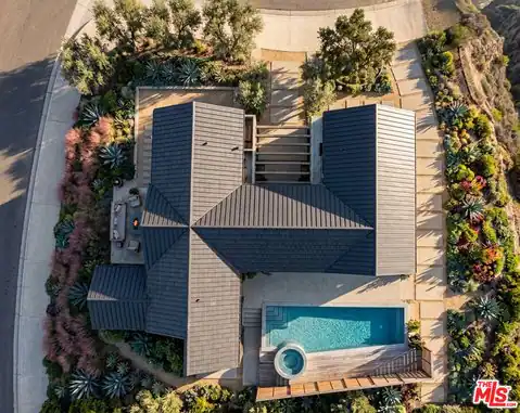 20521 Roca Chica Dr, Malibu, CA 90265 — photo 28
