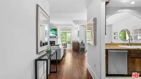 11582 Moorpark St #104, Studio City, CA 91602 — photo 3