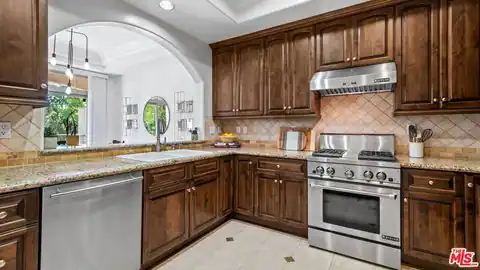 11582 Moorpark St #104, Studio City, CA 91602 — photo 5
