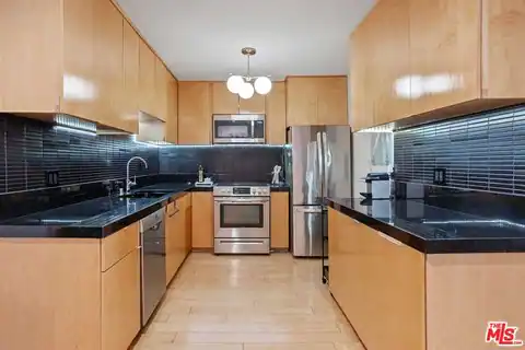 705 Westmount Dr #209, West Hollywood, CA 90069 — photo 5