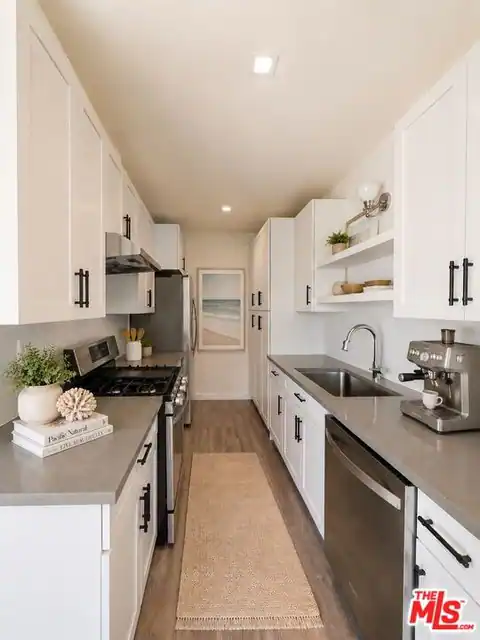 6467 Sycamore Meadows Dr, Malibu, CA 90265 — photo 3