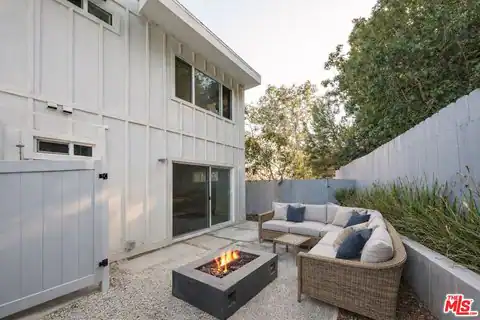 6467 Sycamore Meadows Dr, Malibu, CA 90265 — photo 6