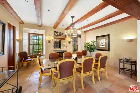 25127 Jim Bridger Rd, Hidden Hills, CA 91302 — photo 16