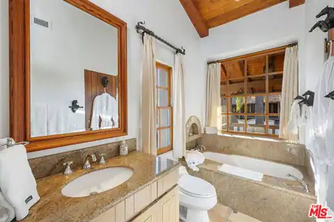 25127 Jim Bridger Rd, Hidden Hills, CA 91302 — photo 33