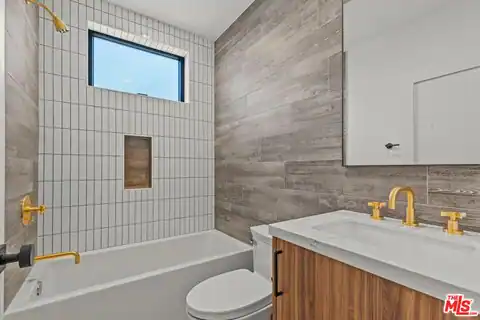 5540 Tova Rd, Sherman Oaks, CA 91411 — photo 10