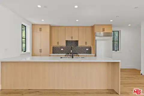 5540 Tova Rd, Sherman Oaks, CA 91411 — photo 2
