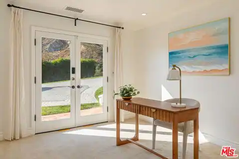3453 Coast View Dr, Malibu, CA 90265 — photo 26