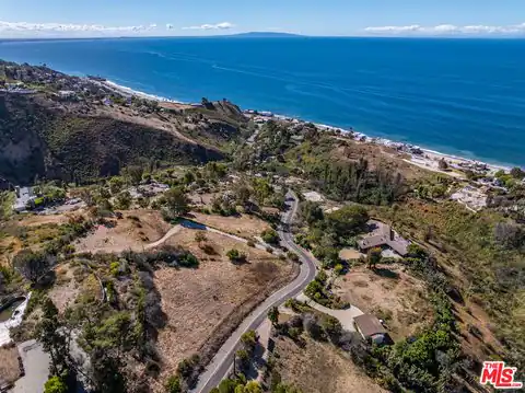 Carbon Mesa Rd, Malibu, CA 90265 — photo 2