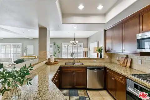 11115 Acama St #107, North Hollywood, CA 91602 — photo 9