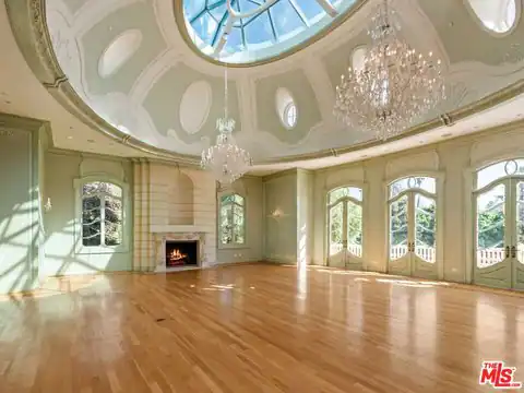 901 N Alpine Dr, Beverly Hills, CA 90210 — photo 15