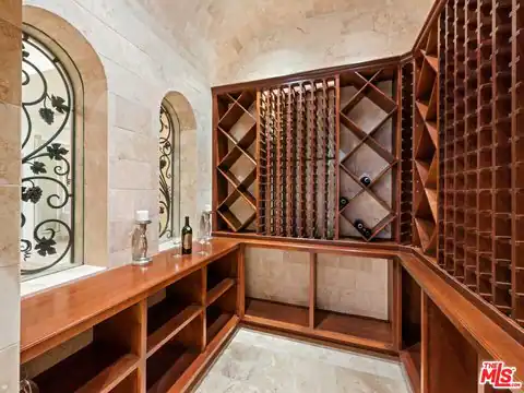 901 N Alpine Dr, Beverly Hills, CA 90210 — photo 22