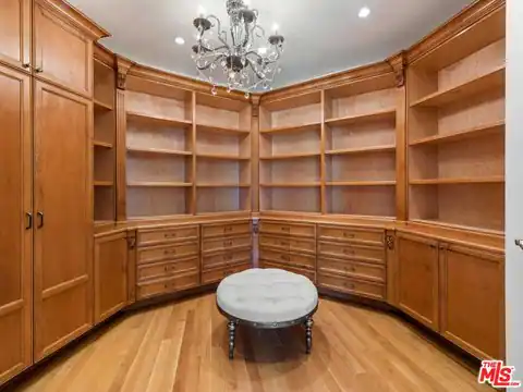 901 N Alpine Dr, Beverly Hills, CA 90210 — photo 33