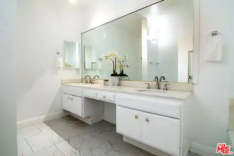 1101 Rexford Dr #302, Los Angeles, CA 90035 — photo 15