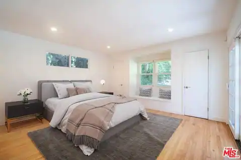 2201 Coldwater Canyon Dr, Beverly Hills, CA 90210 — photo 14