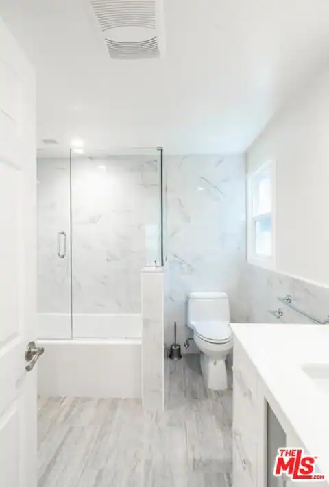 2201 Coldwater Canyon Dr, Beverly Hills, CA 90210 — photo 18