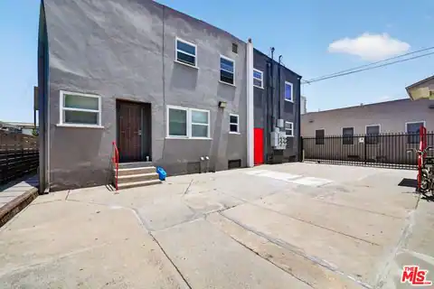 727 Olive Ave, Long Beach, CA 90813 — photo 13