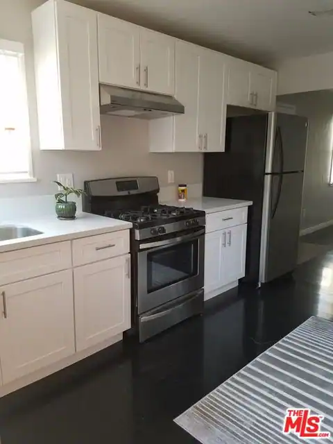 727 Olive Ave, Long Beach, CA 90813 — photo 15