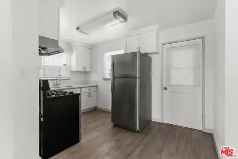 727 Olive Ave, Long Beach, CA 90813 — photo 23