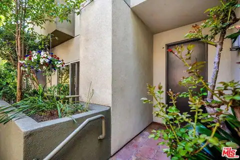 1735 Malcolm Ave #H, Los Angeles, CA 90024 — photo 8