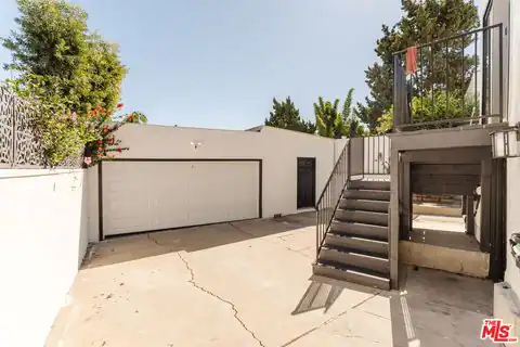 2060 High Tower Dr, Los Angeles, CA 90068 — photo 24