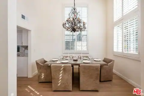 2337 Fox Hills Dr #102, Los Angeles, CA 90064 — photo 10