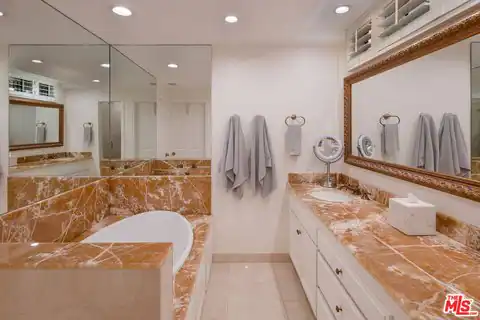 2337 Fox Hills Dr #102, Los Angeles, CA 90064 — photo 18