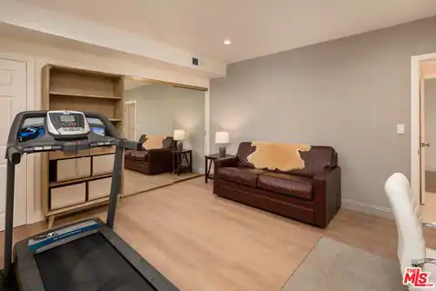 2337 Fox Hills Dr #102, Los Angeles, CA 90064 — photo 21