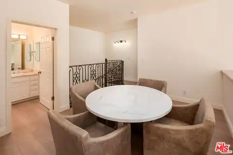 2337 Fox Hills Dr #102, Los Angeles, CA 90064 — photo 25