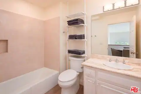 2337 Fox Hills Dr #102, Los Angeles, CA 90064 — photo 31