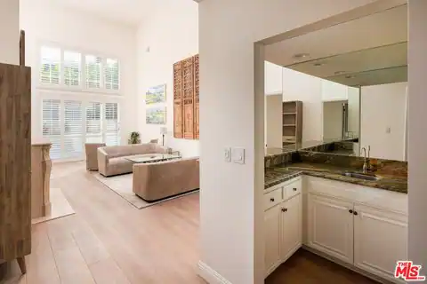 2337 Fox Hills Dr #102, Los Angeles, CA 90064 — photo 4