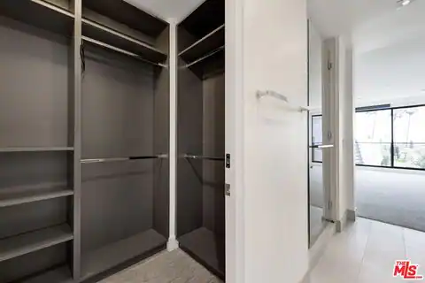 432 N Oakhurst Dr #402, Beverly Hills, CA 90210 — photo 12